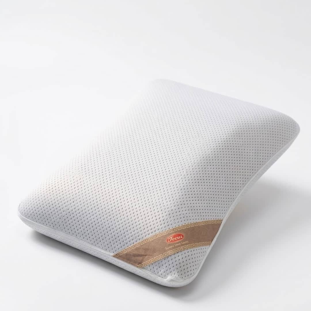 FOCUS Charcoal Bamboo Gel Memory Pillow